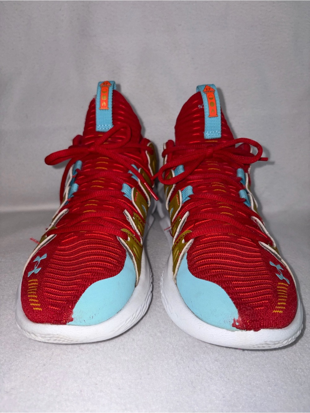 Under armor “Kelsey Plum” Earth Wind & Fire women’s size 8. All star edition.
